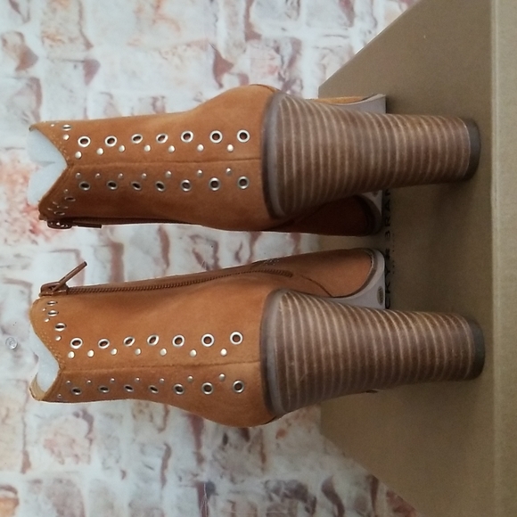 New Lucky Brand Marionn Leather Booties - Picture 5 of 9